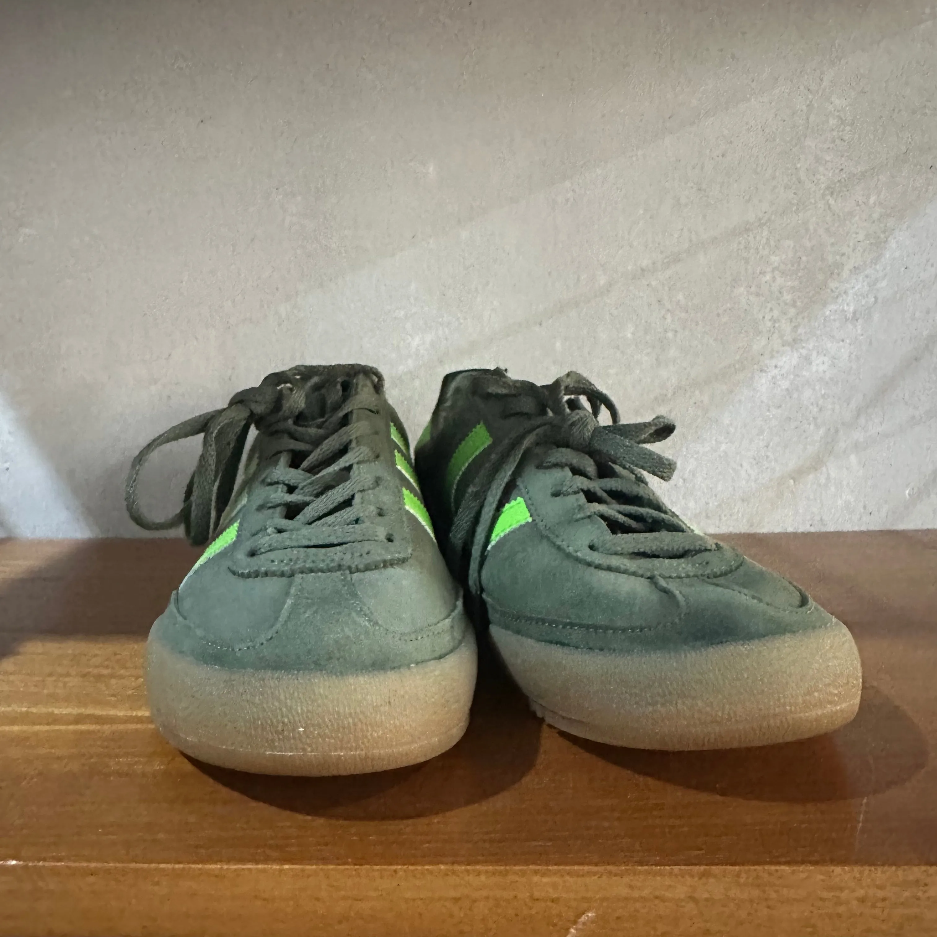 adidas Jeans 2016 Trainers - UK 9 - Green / Slime