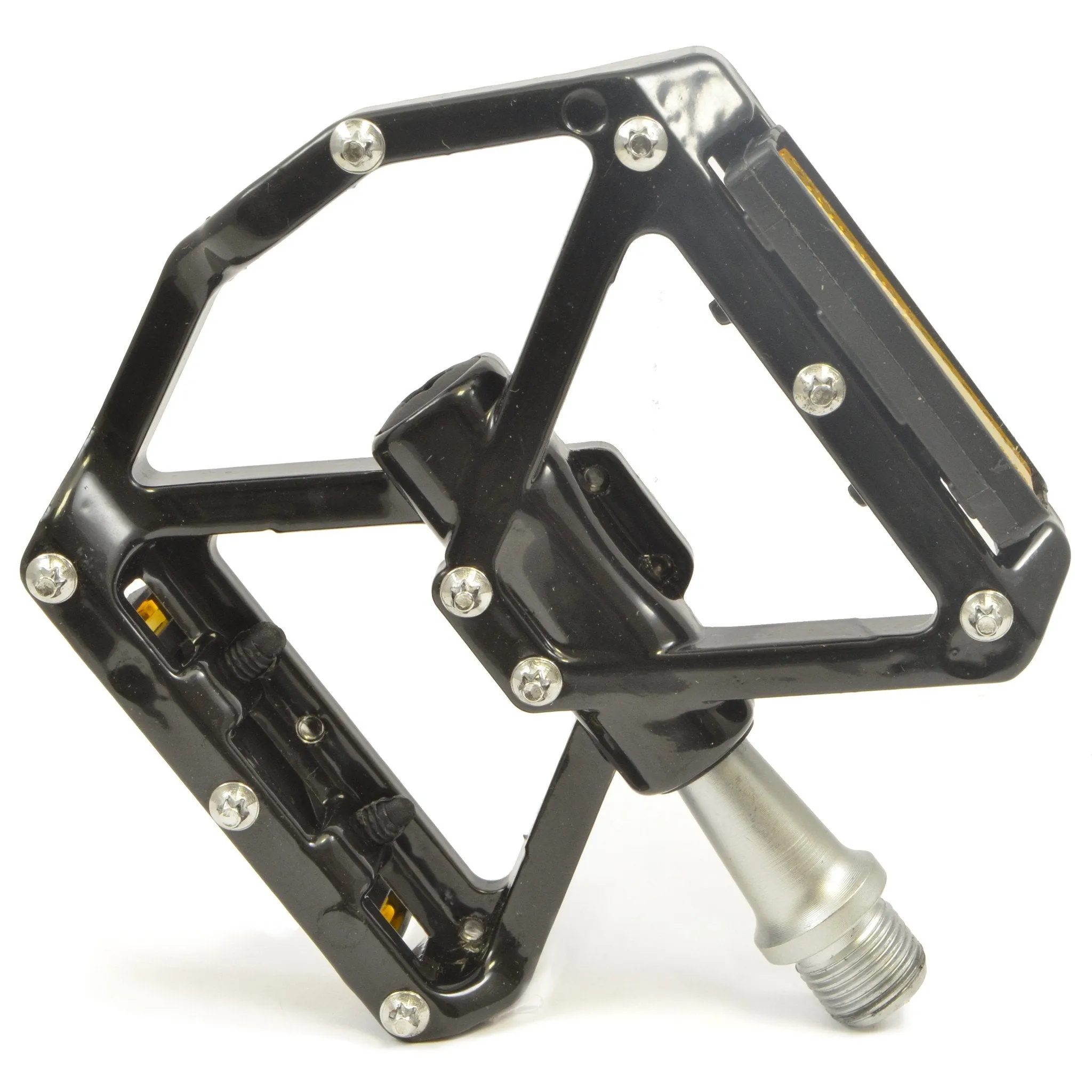 Bike Pedals: Sealed Bearing Alloy Platform