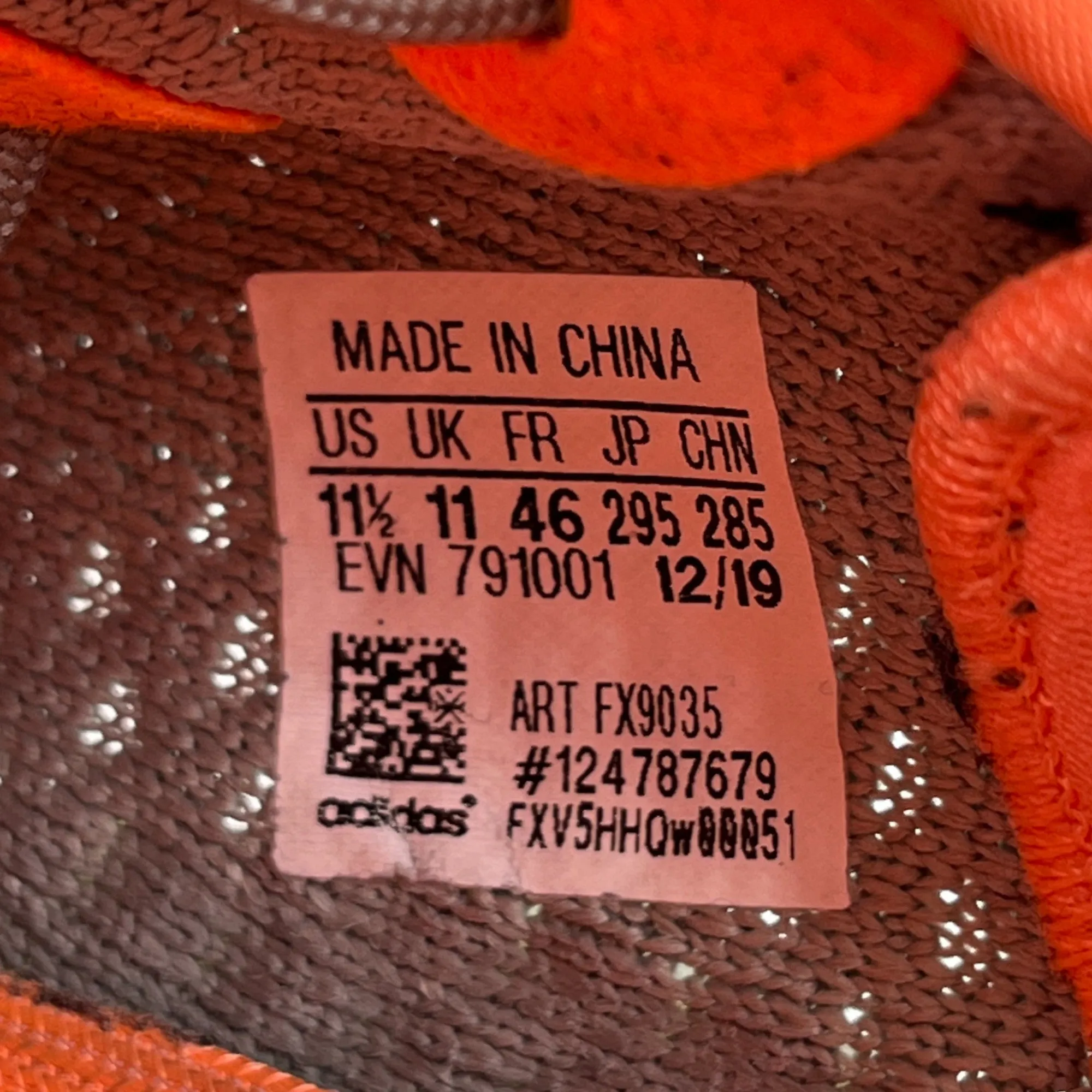 Men's 350 Boost V2 Desert Sage Low Trainers Green Size EU 45 / UK 11