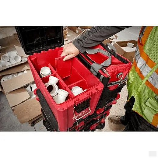 MILWAUKEE PACKOUT™ Compact Tool Box [48-22-8422]